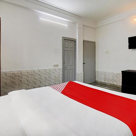 Super Oyo Hotel O Fantasy Stay Vibe Kalkutta Exterior foto