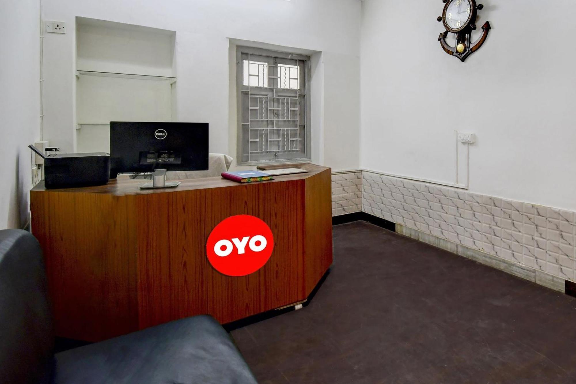 Super Oyo Hotel O Fantasy Stay Vibe Kalkutta Exterior foto